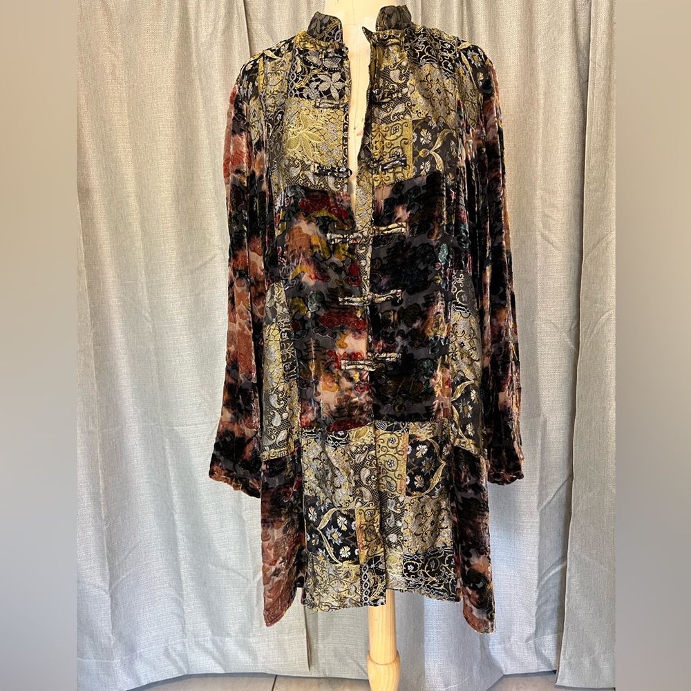 Women top